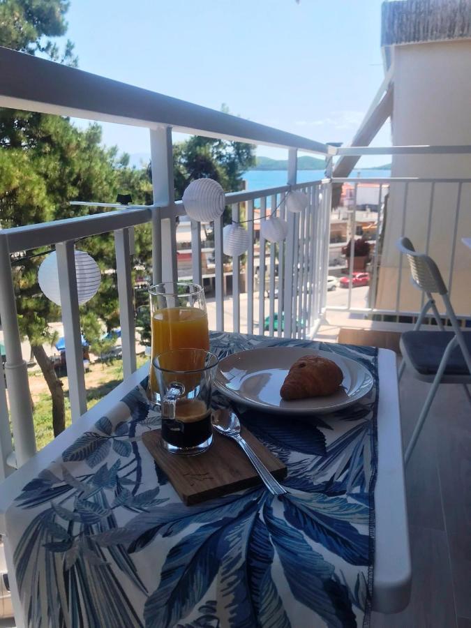 Sea Esta Apartment Néa Péramos Kültér fotó