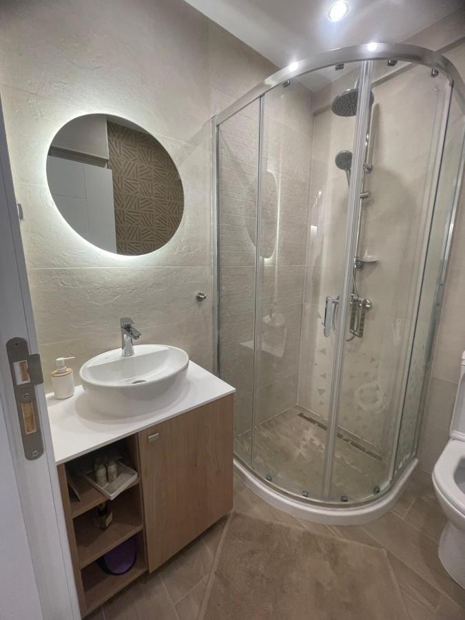 Sea Esta Apartment Néa Péramos Kültér fotó